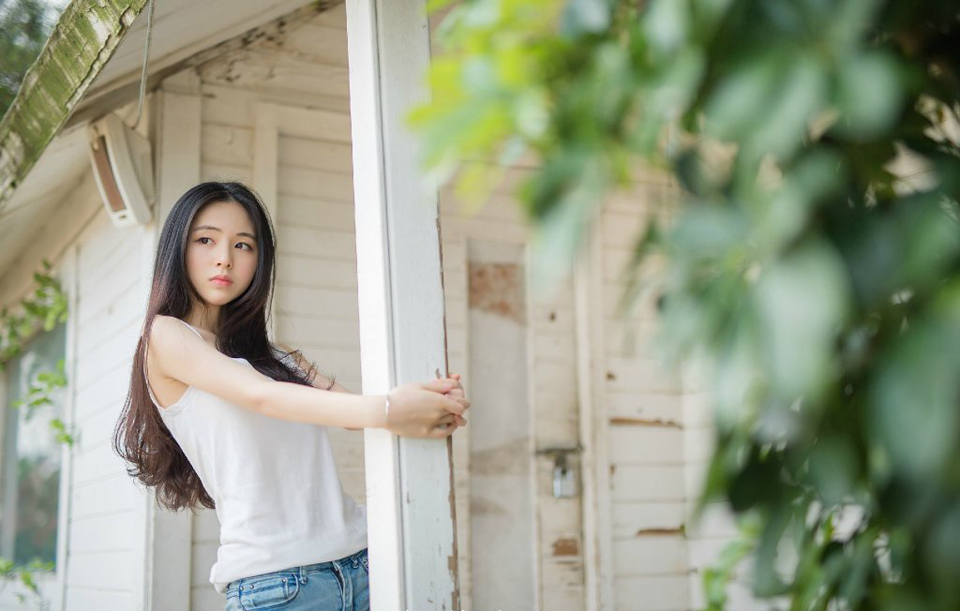 刺史府中，刘璝的怒吼声隔着老远便能听到。